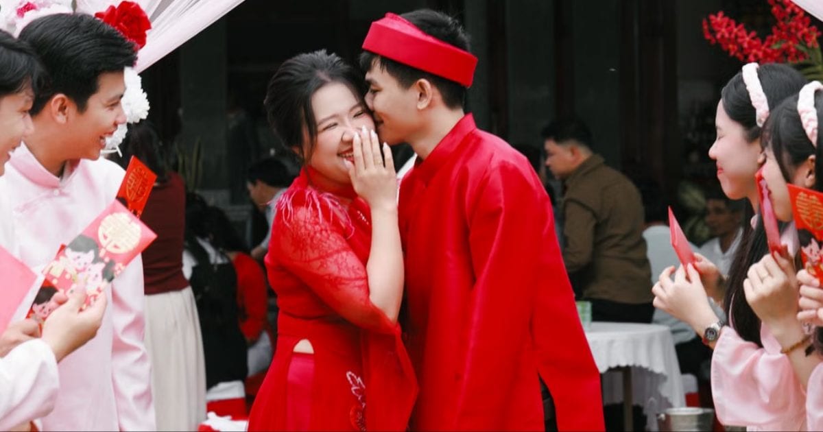 Groom's 'no gifts' wedding invite went viral online. 100 strangers actually showed up