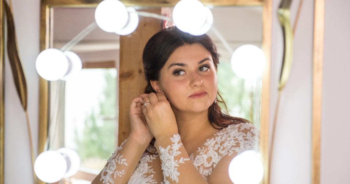Bride rejected $300 Airbnb stay and pressured friends to hire a $800 suite — they were furious after realizing they were funding her bridal prep room