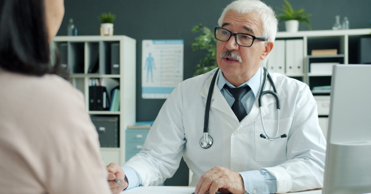 Male doctor dismissed woman's account of what a female doctor found in her ear. 5 minutes later, he admitted his camera found the exact same thing