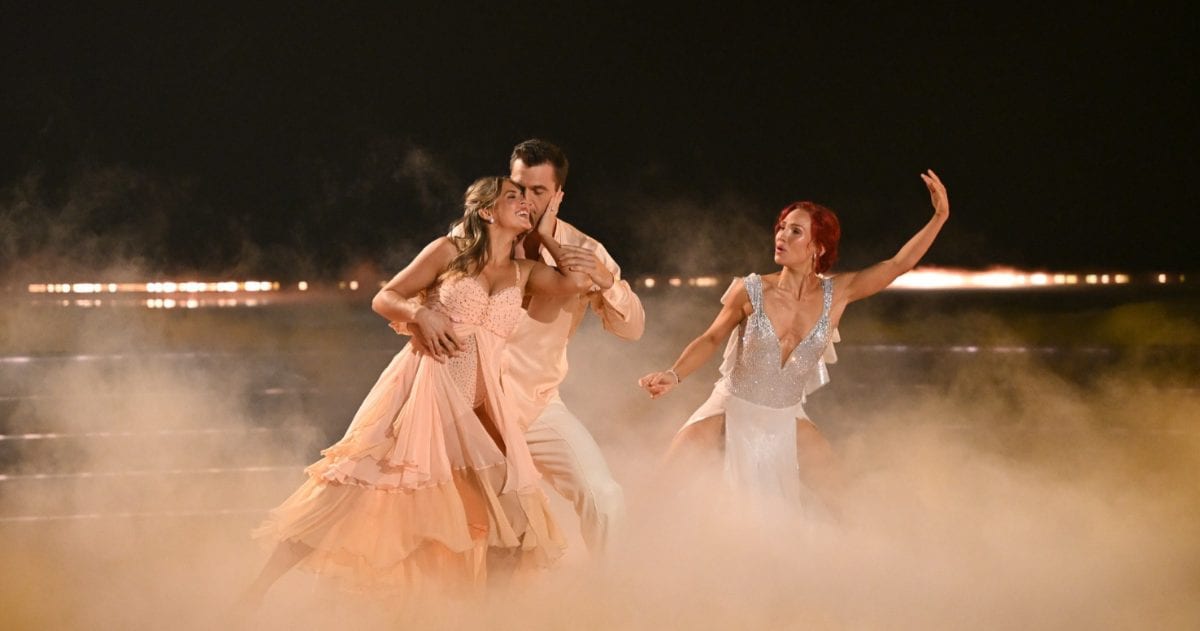 ‘DWTS’ contestant reveals he’s becoming a girl dad during heartwarming Dedication Night routine