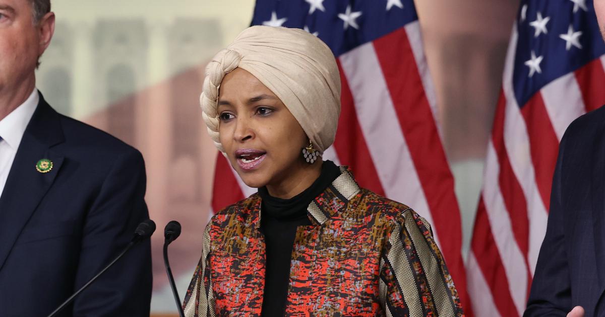 Fact Check: Is Ilhan Omar planning to flee the US by crossing into Canada?