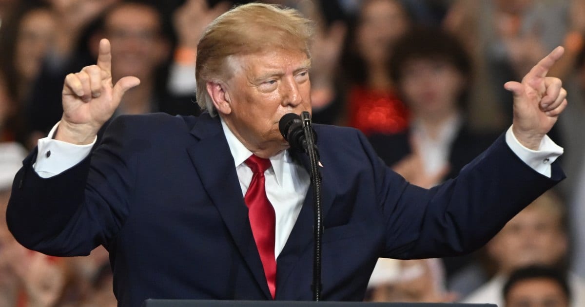 Trump rolls back Biden-era methane rules, touts Texas oil boom in final midterm push for Paxton