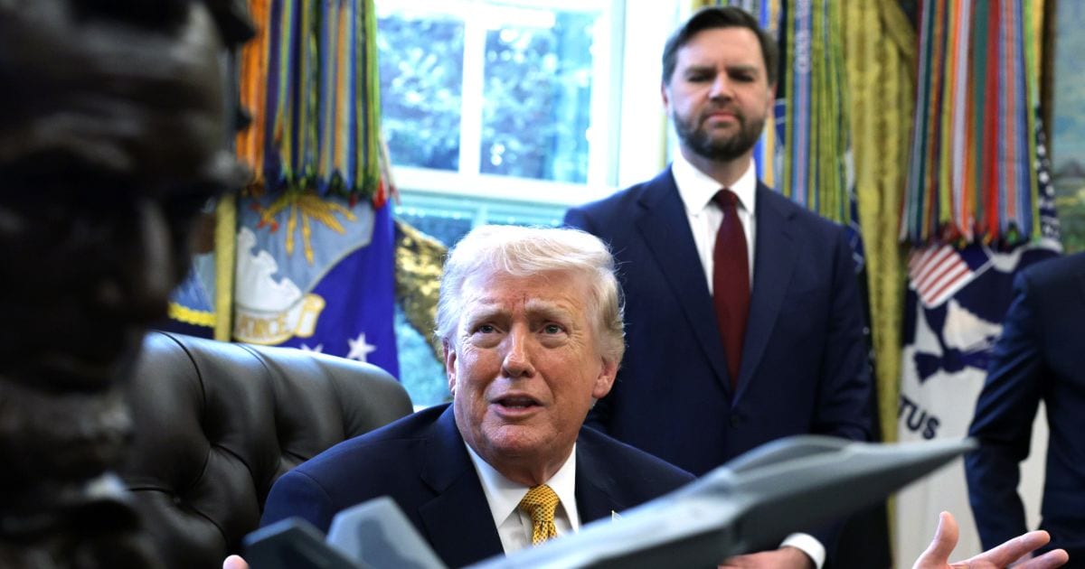 A social media rumor claims Vice President JD Vance's staffs are planning for President Donald Trump's resignation after the midterms over health concerns (Alex Wong/Getty Images)