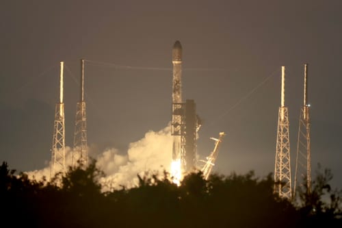 CAPE CANAVERAL SPACE FORCE STATION, FLORIDA - JUNE 08: A Spacex Falcon 9 rocket lifts off from Space Launch Complex 40 on June 08, 2026 in Cape Canaveral Space Force Station, Florida. The mission, known as Starlink 10-35, will deploy 29 Starlink satellites into orbit. Shares in Elon Musk's SpaceX are poised for a June 12th listing on Nasdaq, with a valuation of $135. (Photo by Joe Raedle/Getty Images)