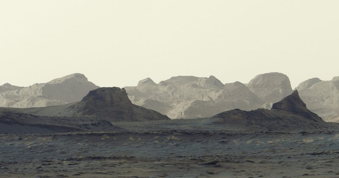 NASA’s Curiosity rover captures clearest images of mysterious Martian cliffs: See pictures