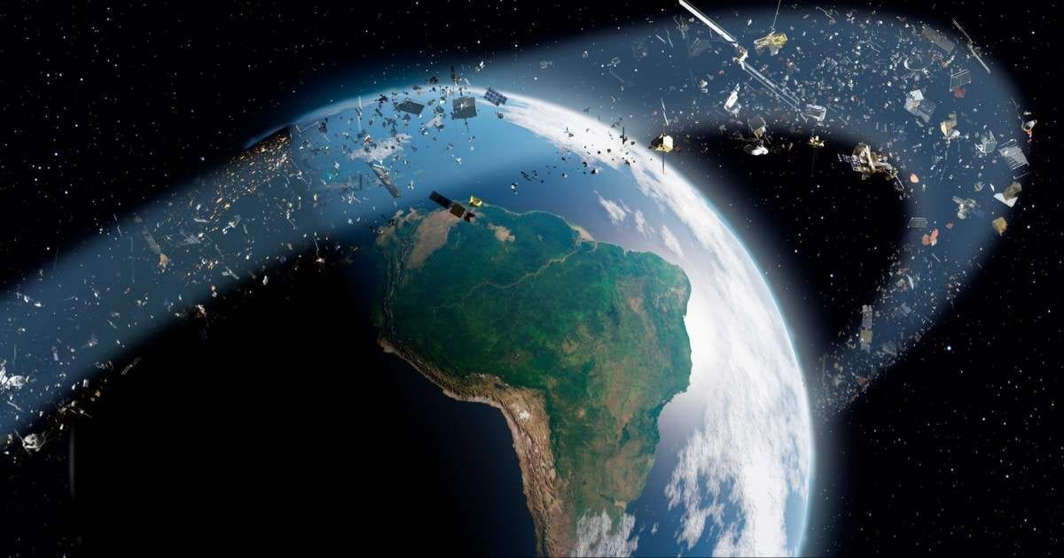 Illustration of space debris pieces in low-Earth orbit. (Representative Cover Image Source: Getty/Mark Garlick/Science Photo Library)