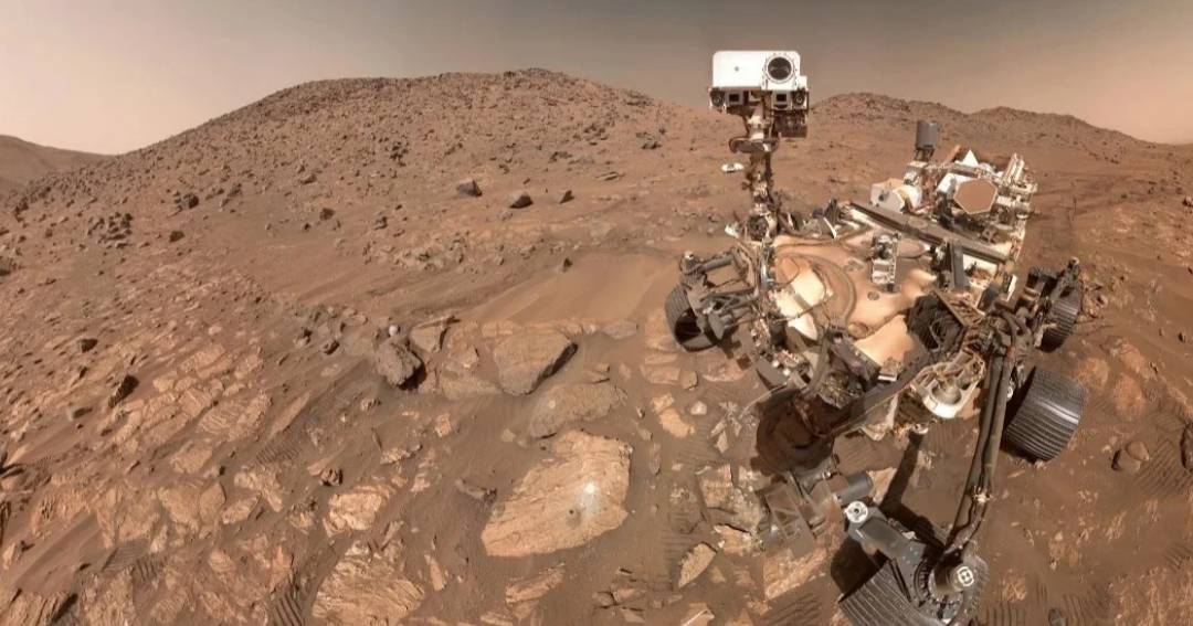 A view of NASA's Perseverance rover on Mars. (Cover Image Source: NASA/JPL-CALTECH/MSSS)