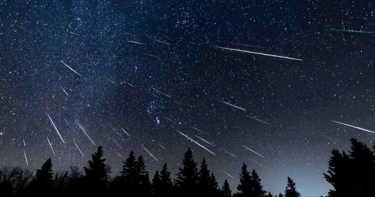Representative image of a meteors streaking across the night sky during a prominent shower. (Cover Image Source: Getty Images/Craig Taylor)