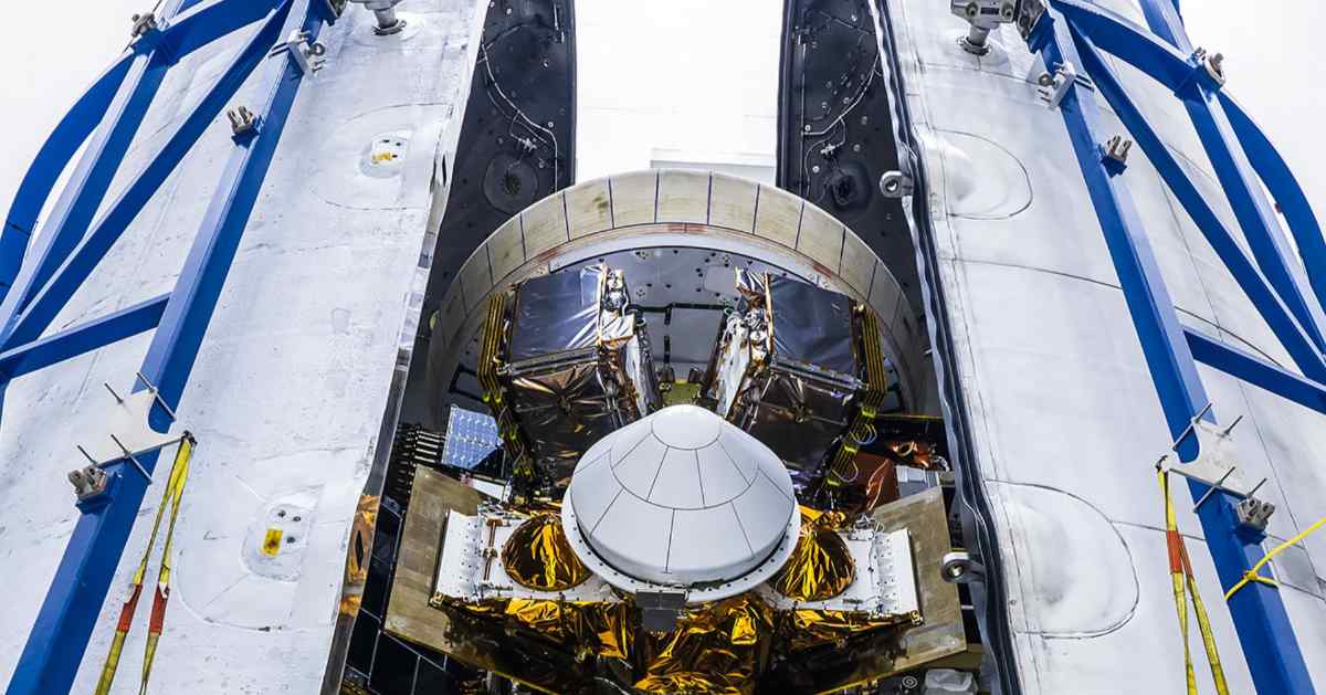 The Skyfall return capsule visible inside the payload fairing of the Falcon 9 rocket. (Cover Image Source: SpaceX)