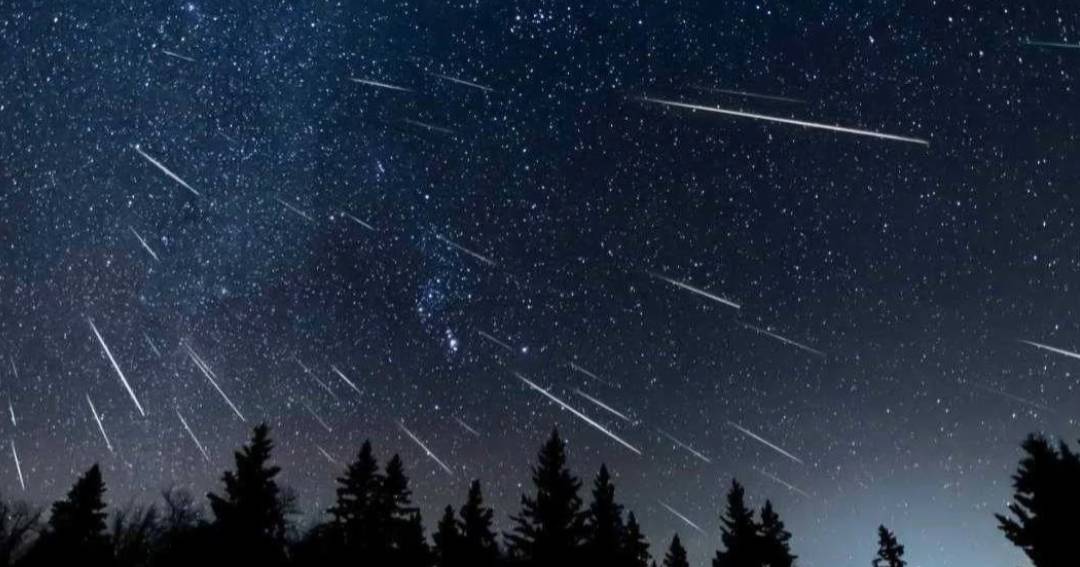 Representative image of a meteors streaking across the night sky during a prominent shower. (Cover Image Source: Getty Images/Craig Taylor)
