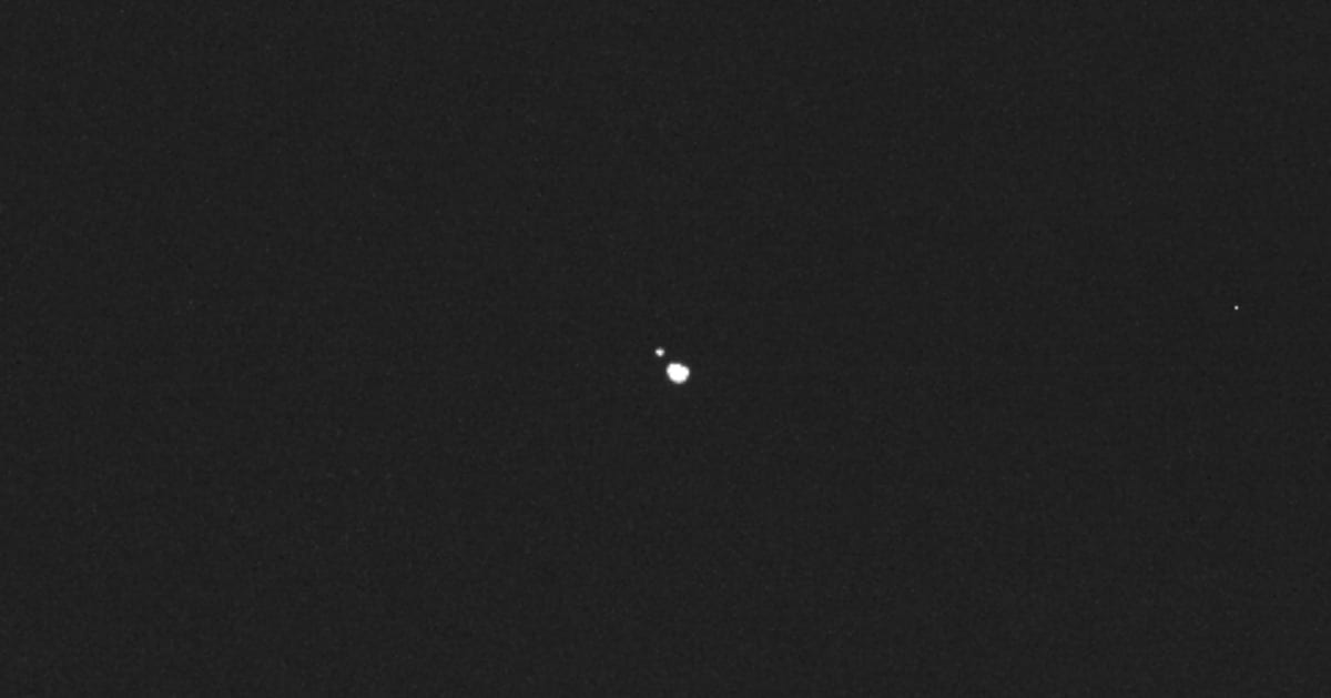 ESA’s Hera finally sees Didymos and Dimorphos as two separate asteroids; detailed pictures due November 25
