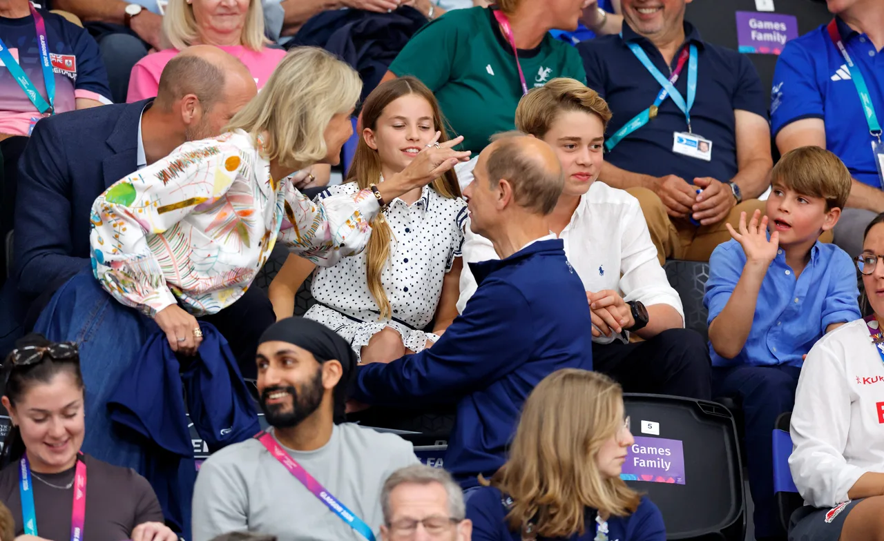 A Wave From the Duchess