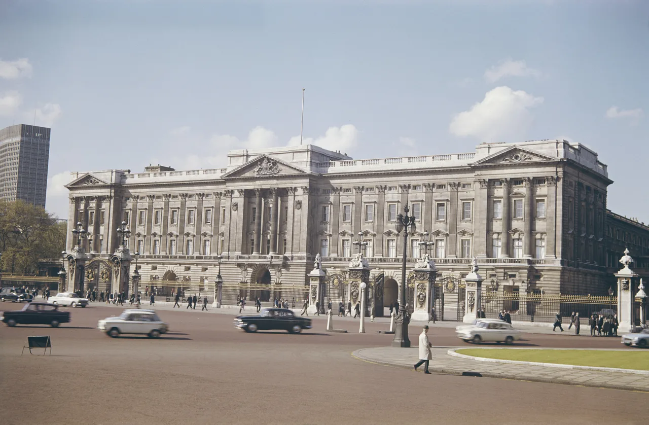 The Buckingham Connection