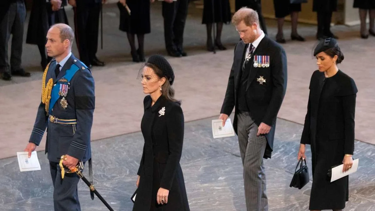 5 Photos That Show Just How Deep Prince Harry’s Feud With His Family Runs