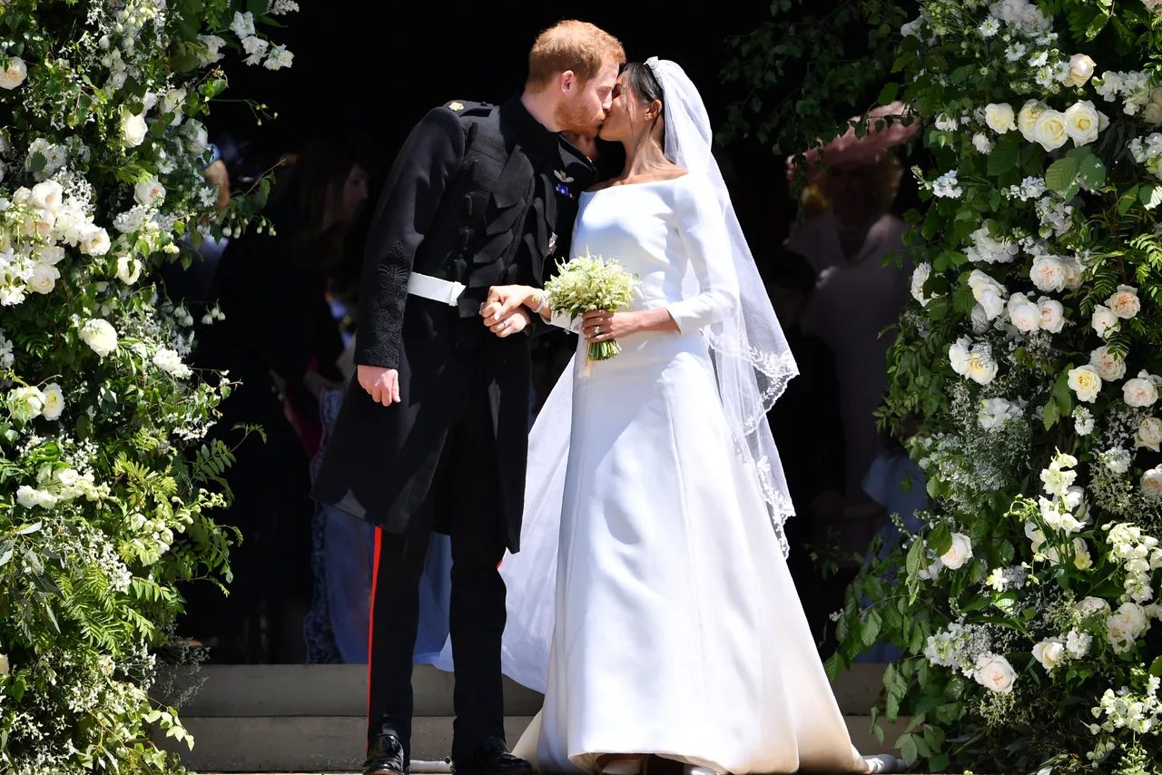 Royal Typo