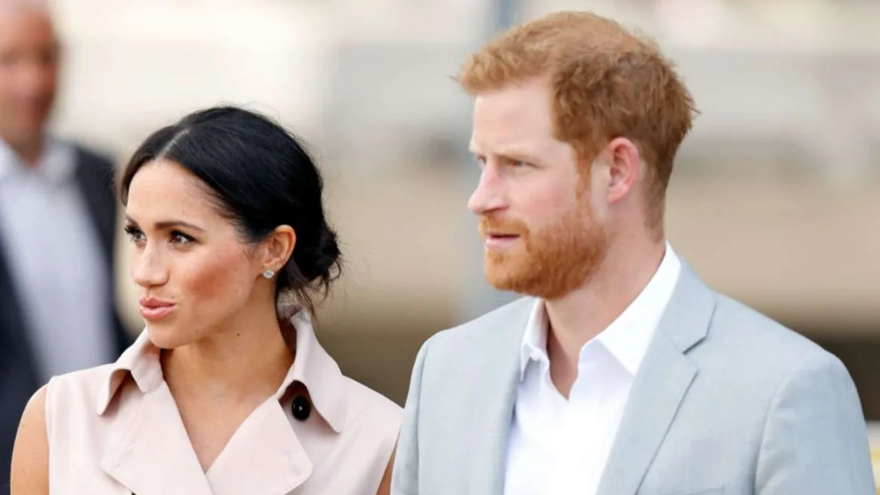 Prince Harry and Meghan Markle visit The Nelson Mandela Centenary Exhibition in 2018. (Cover Image Source: Getty Images | Max Mumby/Indigo)