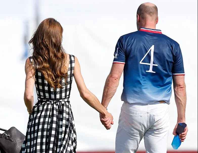 Hold Her Hand