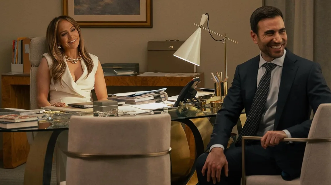 Office Romance (Netflix)