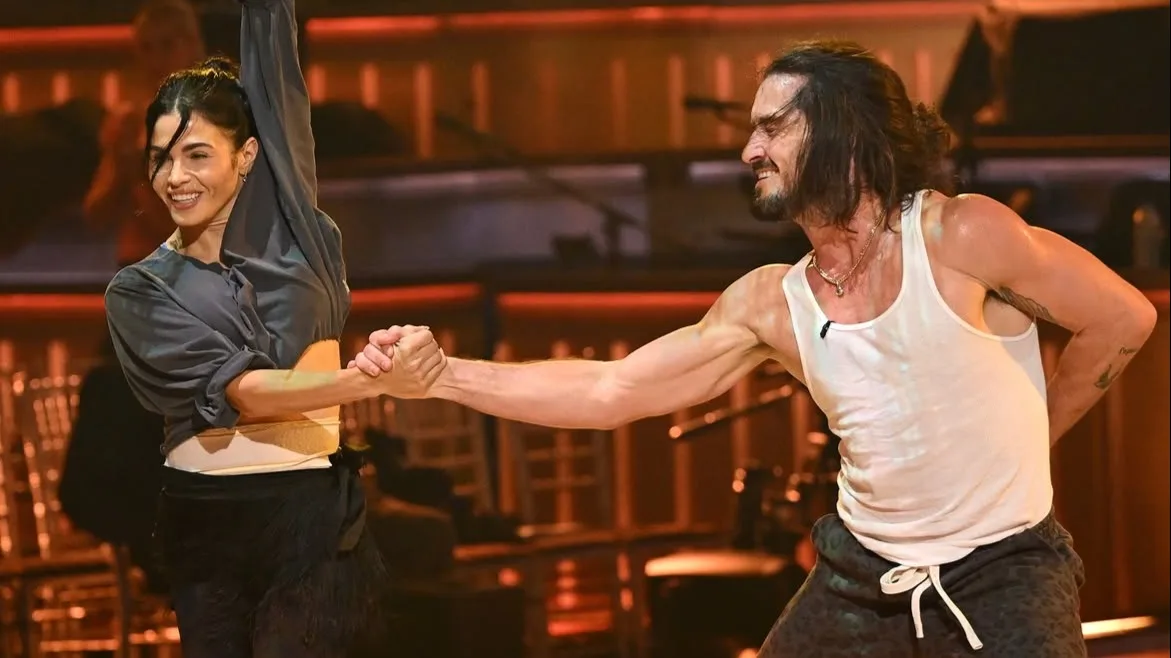 Jenna Dewan and Val Chmerkovskiy