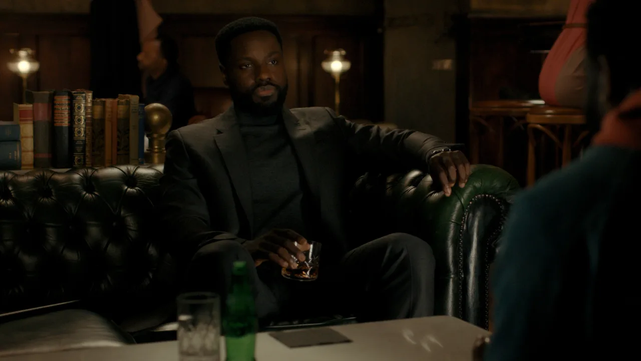 Dayo Okeniyi as Leighton Vance