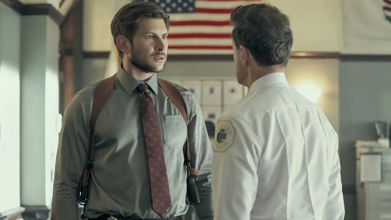 Greyston Holt as Hudson Riley