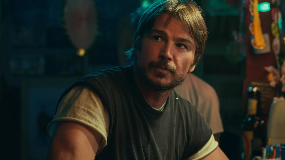 Josh Hartnett as Calvin Penney