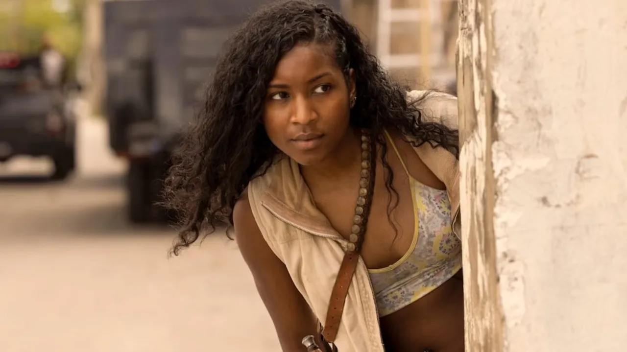 Carlacia Grant as Cleo