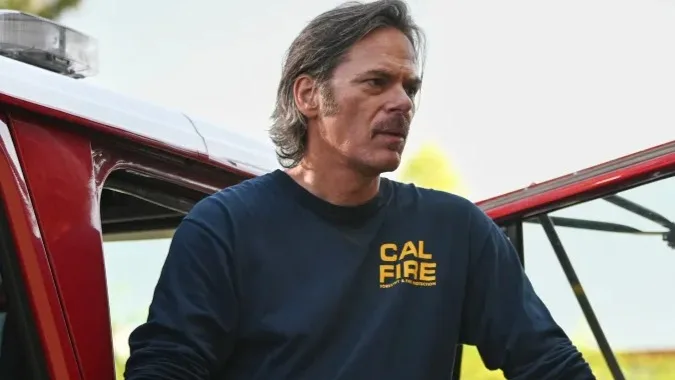Billy Burke as Vince Leone