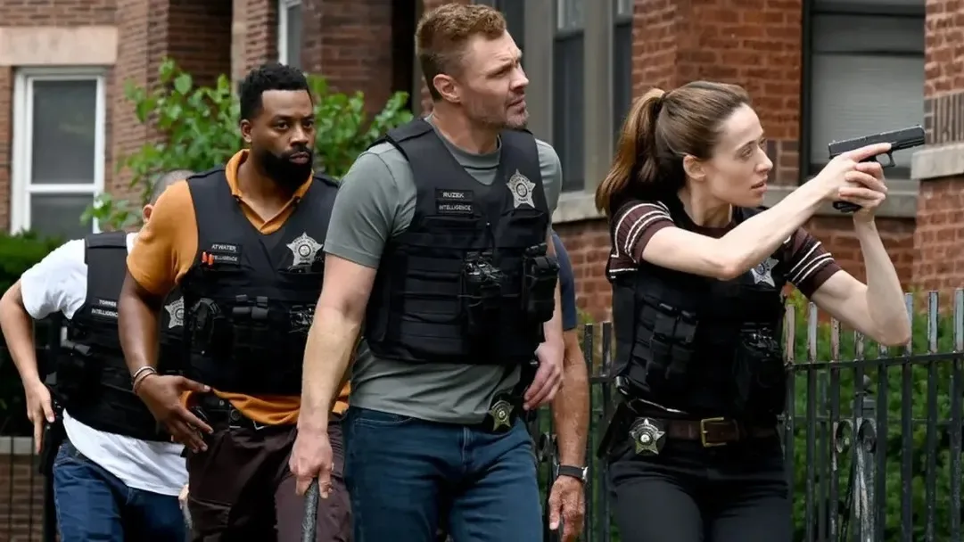 LaRoyce Hawkins, Patrick John Flueger, and Marina Squerciati