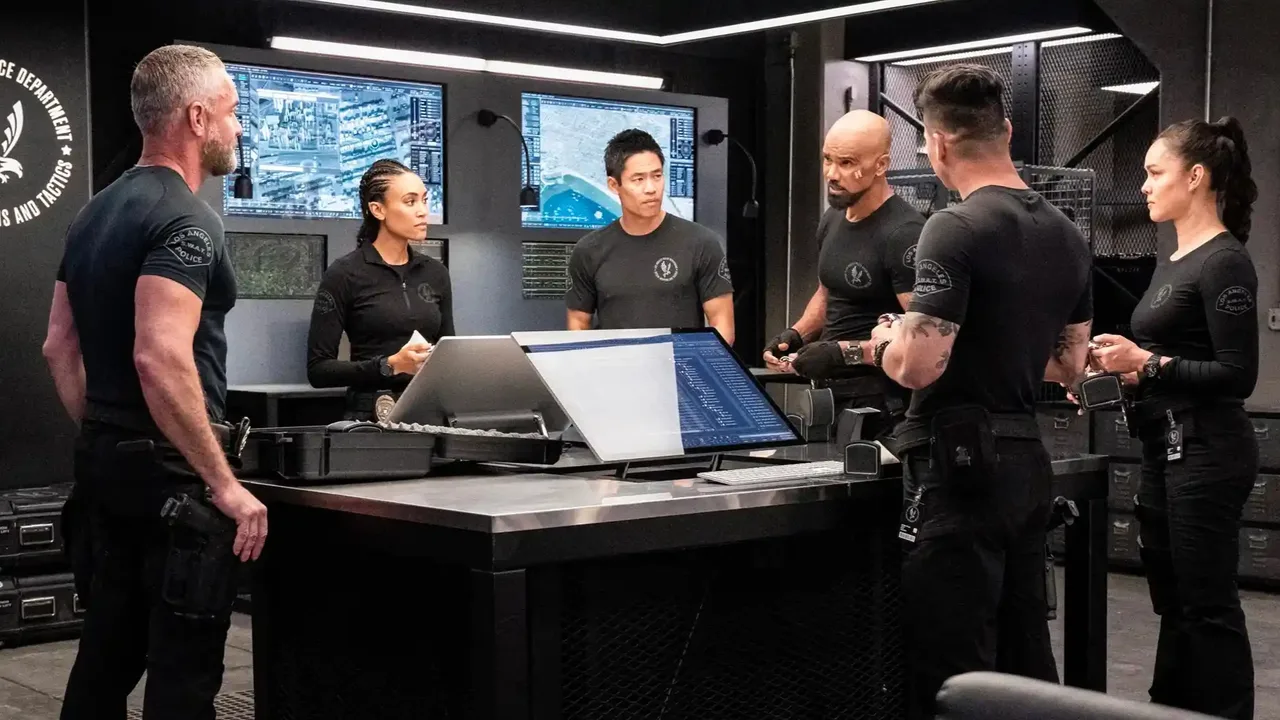 S.W.A.T Exiles Cast: Meet the OG Stars Returning for Starz Spin-Off Series