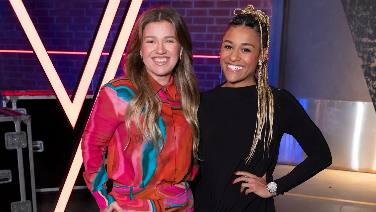 Ariana DeBose for Team Kelly Clarkson