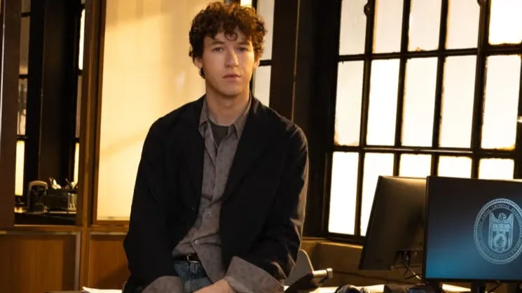 Devin Druid as Sean Sullivan