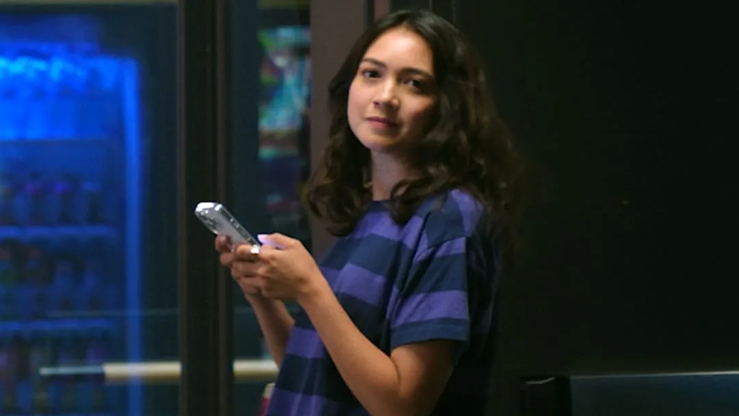 Rachel Marsh as Anh