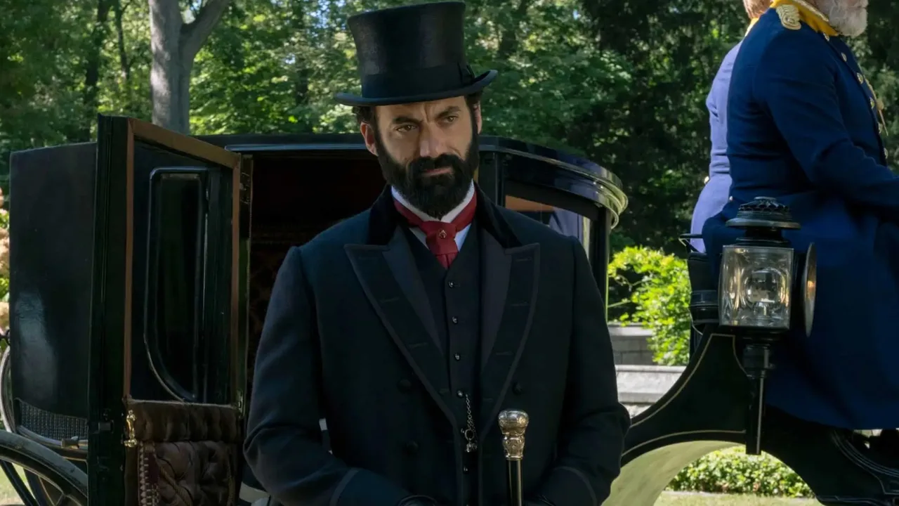 Morgan Spector as George Russell