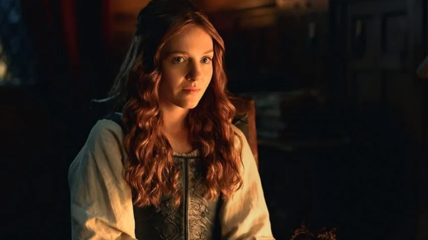 Harriet Slater as Ellen MacKenzie