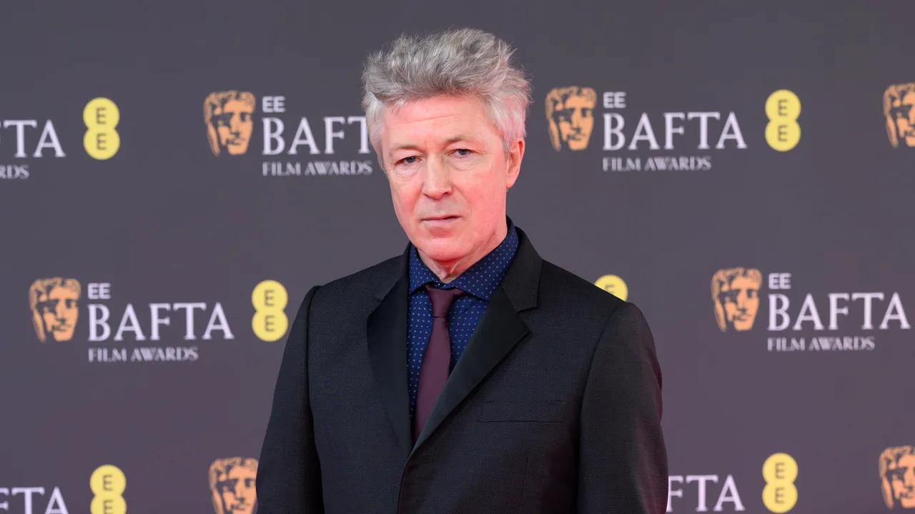 Aidan Gillen — New Addition