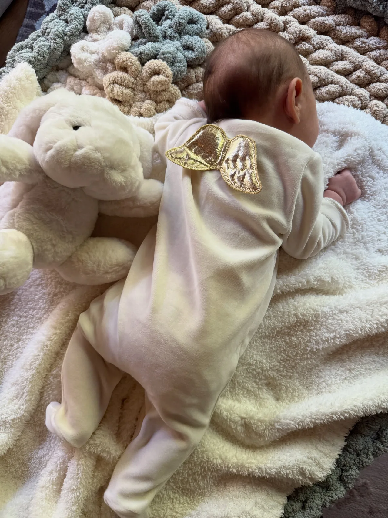 Little Sylvie seemingly pays tribute to mom’s Victoria’s Secret return