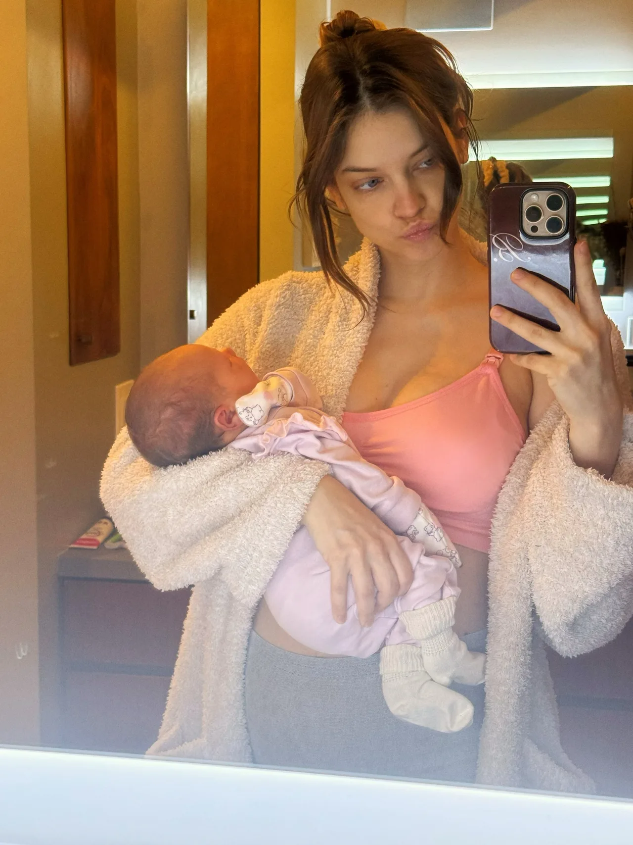 Barbara Palvin poses for mirror selfie with baby daughter Sylvie