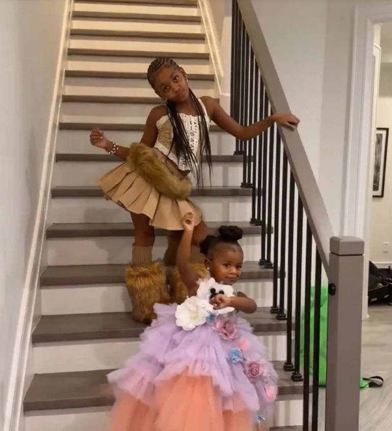 Cardi B’s daughters Kulture and Blossom steal the show in new photo
