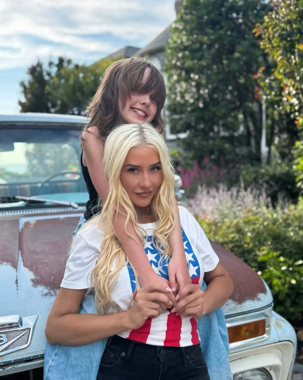 Christina Aguilera shares rare picture with daughter Summer