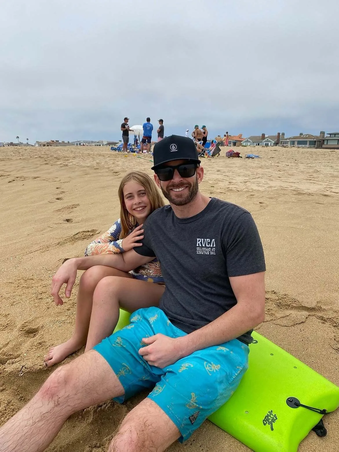 Tarek El Moussa shares beach memories with birthday girl Taylor