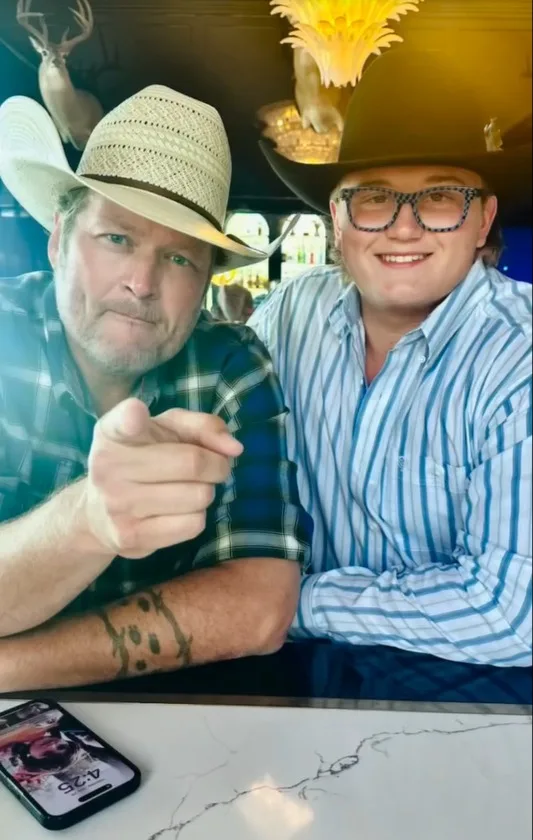 Gwen Stefani shares another photo of an adolescent Zuma with Blake Shelton