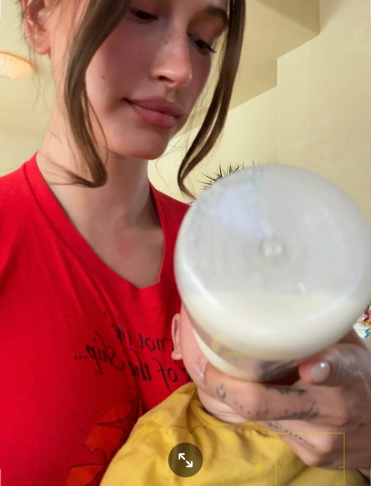 Hailey Bieber offers peek into Jack Blues’ mealtime