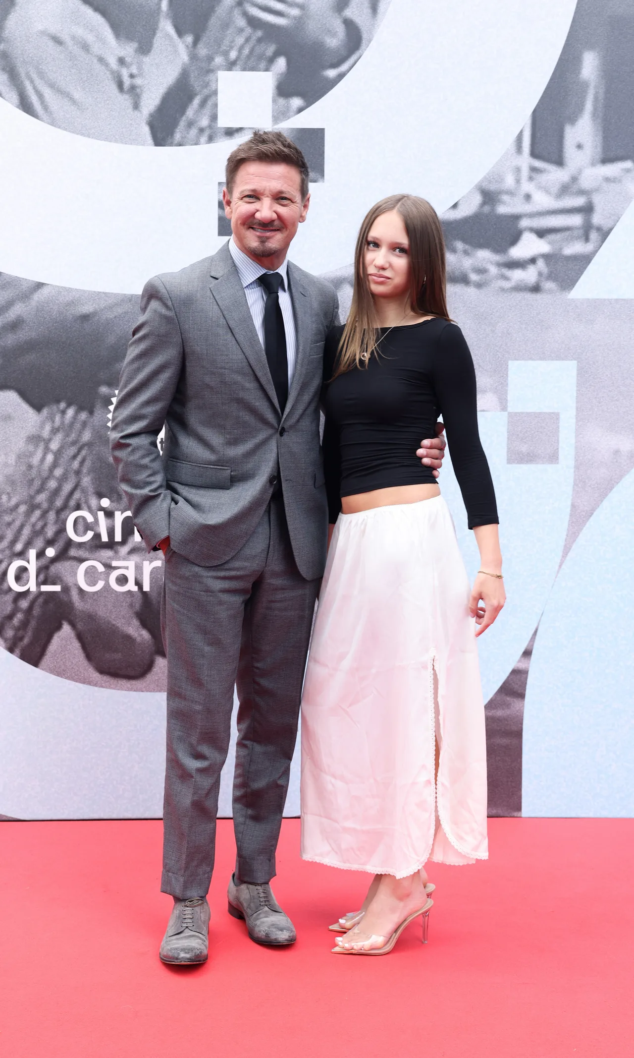 Jeremy Renner shares an elegant father-daughter moment in Rome
