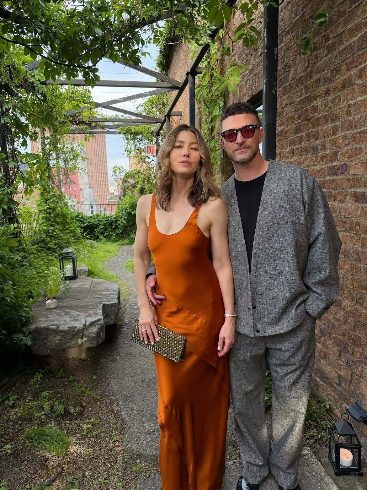Justin Timberlake poses in style with wife Jessica Biel
