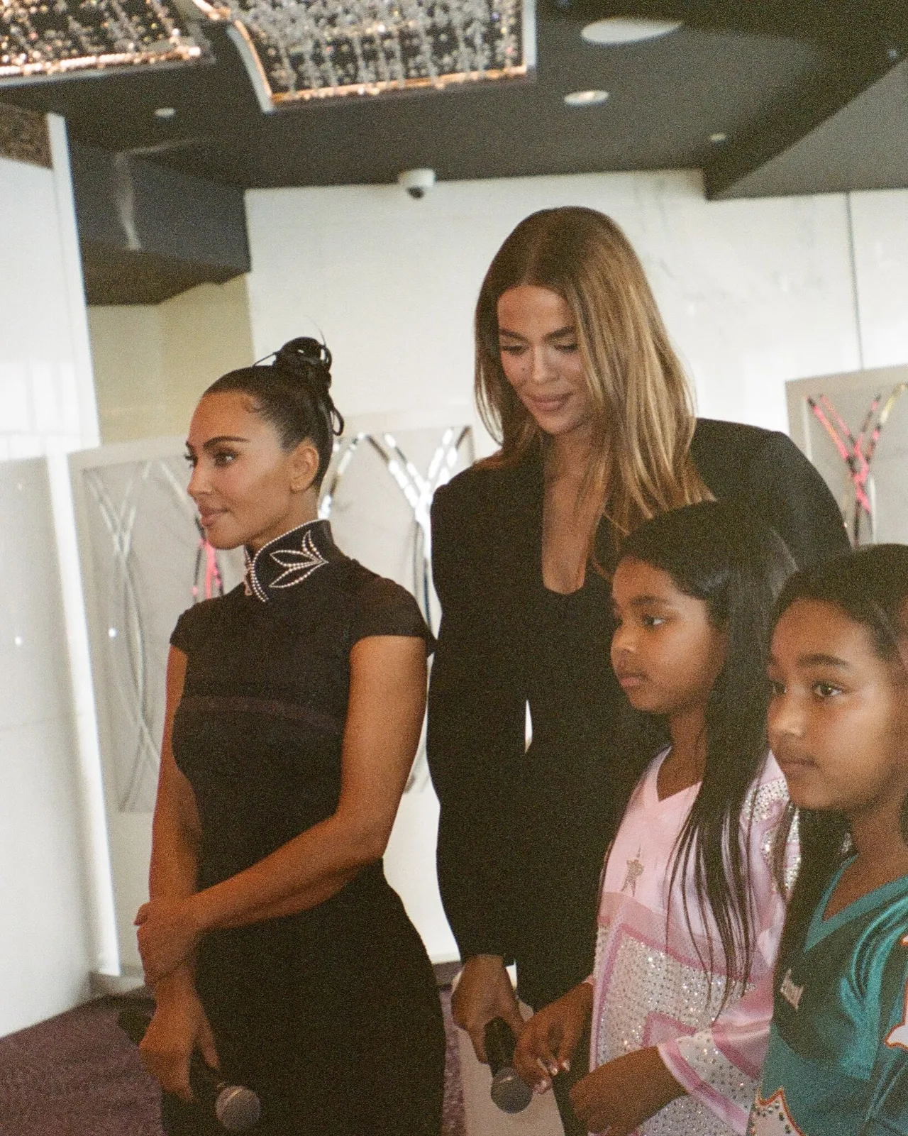 Kim Kardashian shares family photo with Khloe and kids