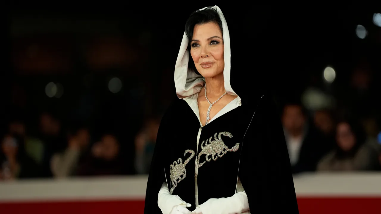 Kris Jenner, 70, revives Elizabeth Taylor's iconic 1969 Scorpion Cape at 'All’s Fair' Season 2 premiere