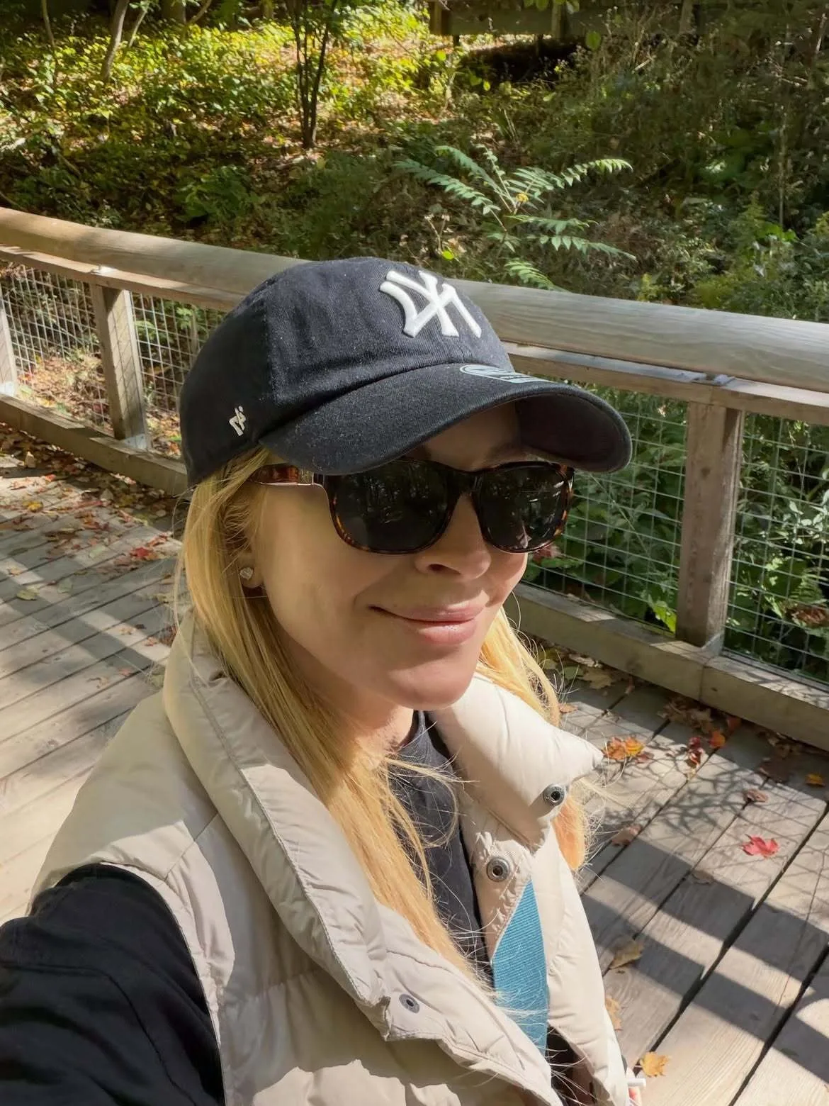 Lindsay Lohan shares fresh fall selfie