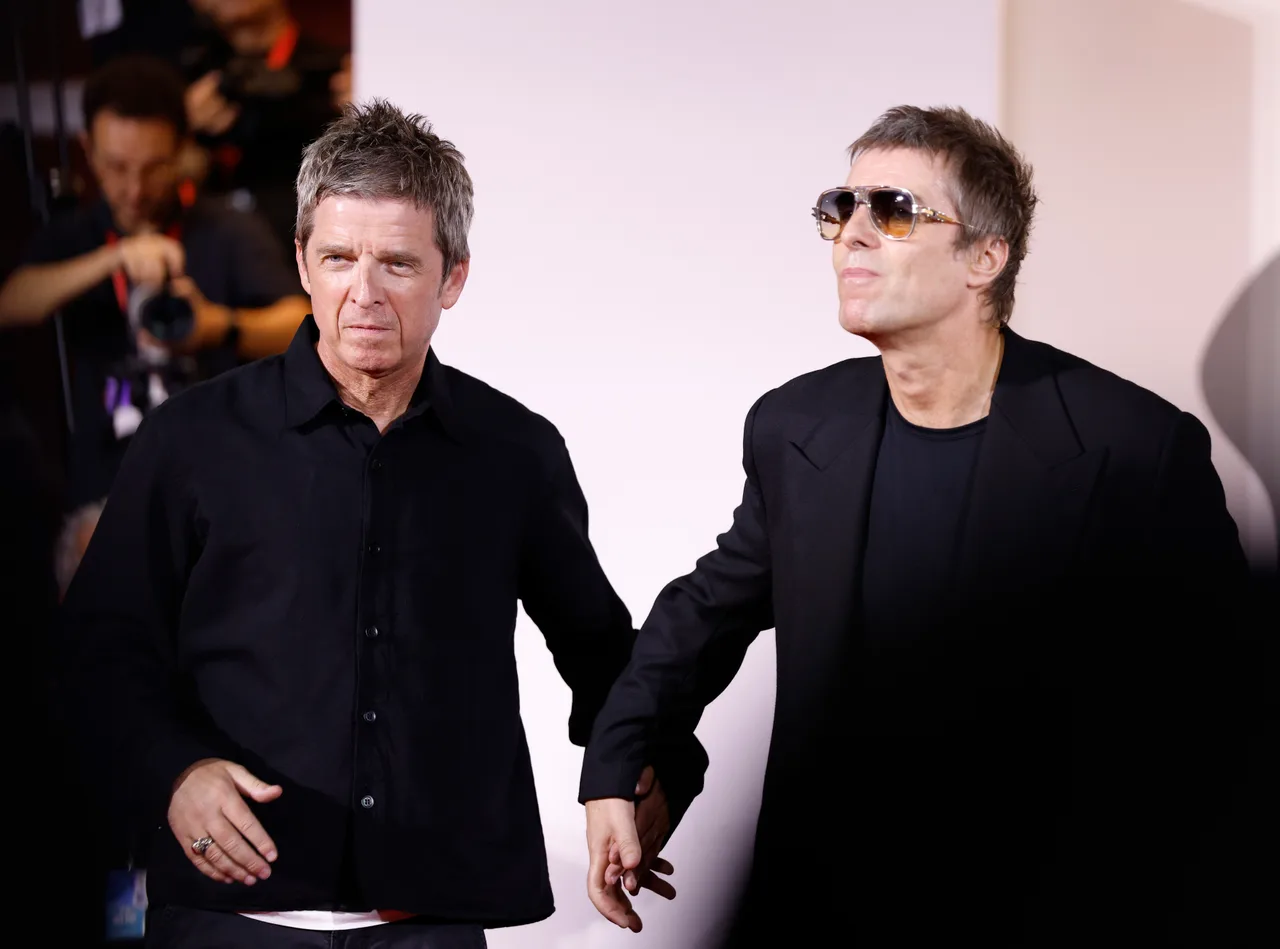 Liam and Noel Gallagher share a special moment on the red carpet