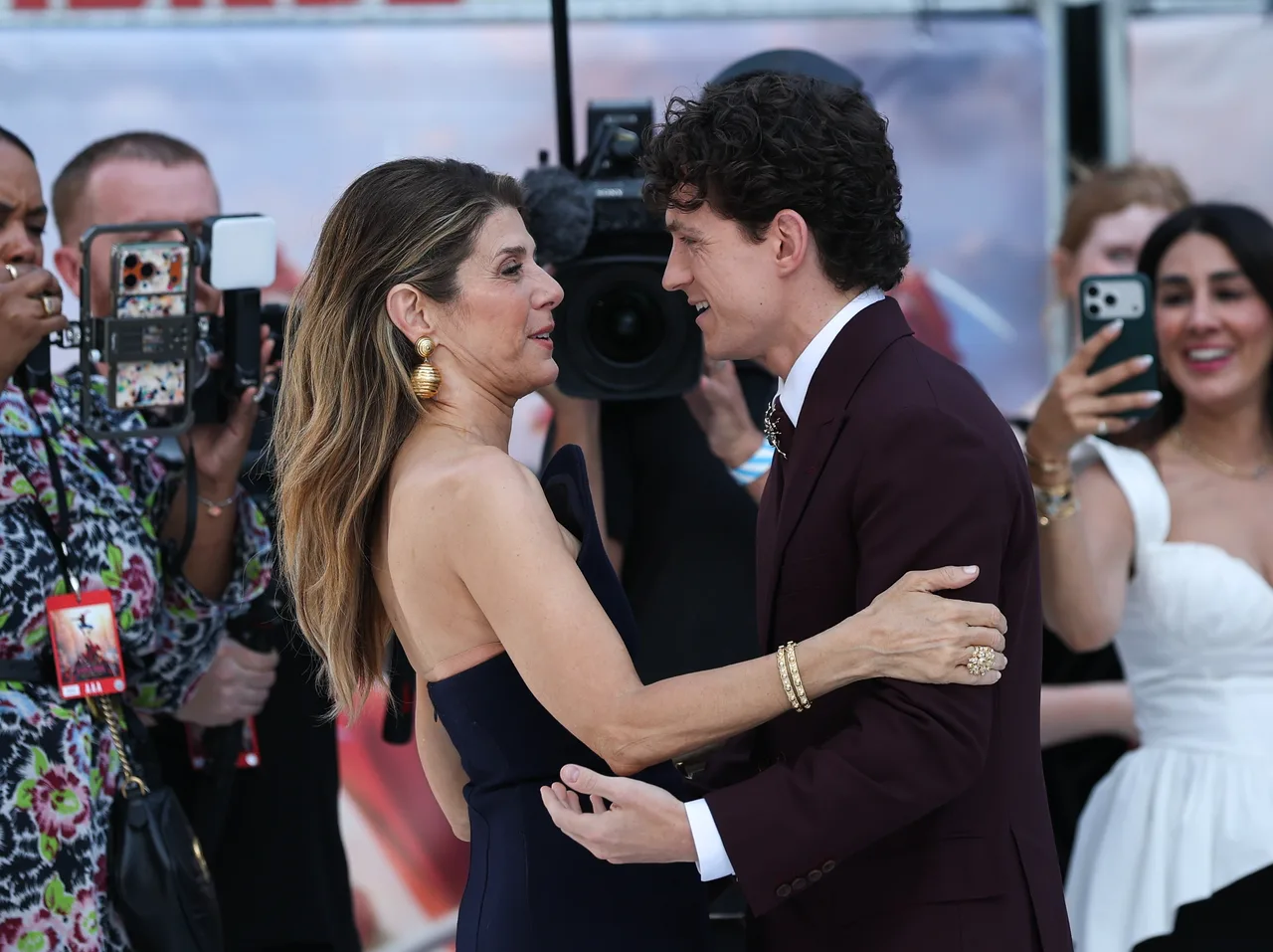 Tom Holland and Marisa Tomei’s red carpet reunion had fans feeling nostalgic